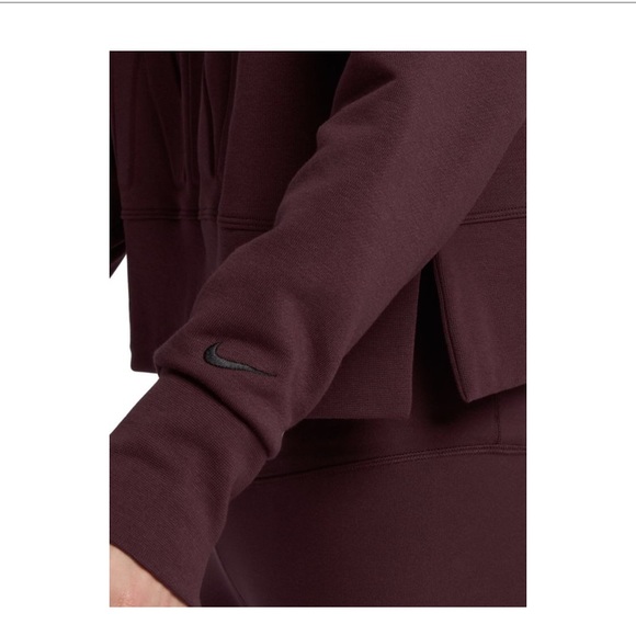 NWT Nike Sweatshirt💥 - Picture 3 of 8